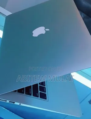 New Laptop Apple MacBook Air 2014 4GB Intel Core I5 SSD 128GB