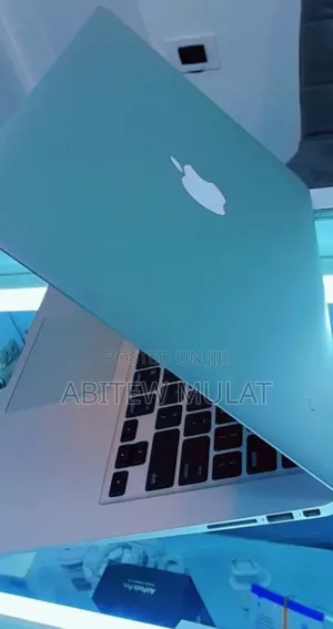 New Laptop Apple MacBook Air 2014 4GB Intel Core I5 SSD 128GB