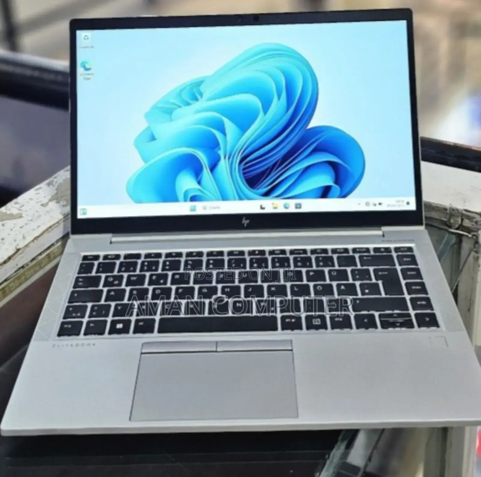 New Laptop HP EliteBook 840 G8 16GB Intel Core I5 SSD 512GB