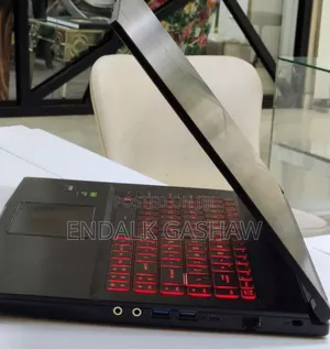 New Laptop MSI GF63 12GB Intel Core I5 SSD 512GB