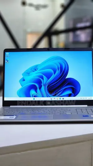 Photo - New Laptop HP Stream Notebook 16GB Intel Core I7 SSD 512GB