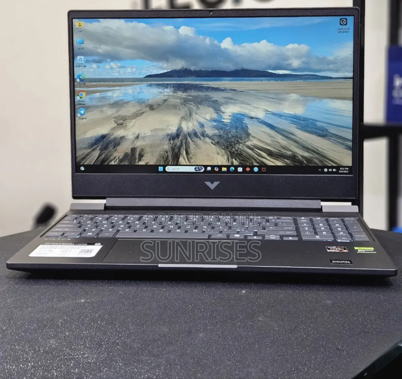 New Laptop HP Victus 16 16GB AMD Ryzen 7 SSD 512GB