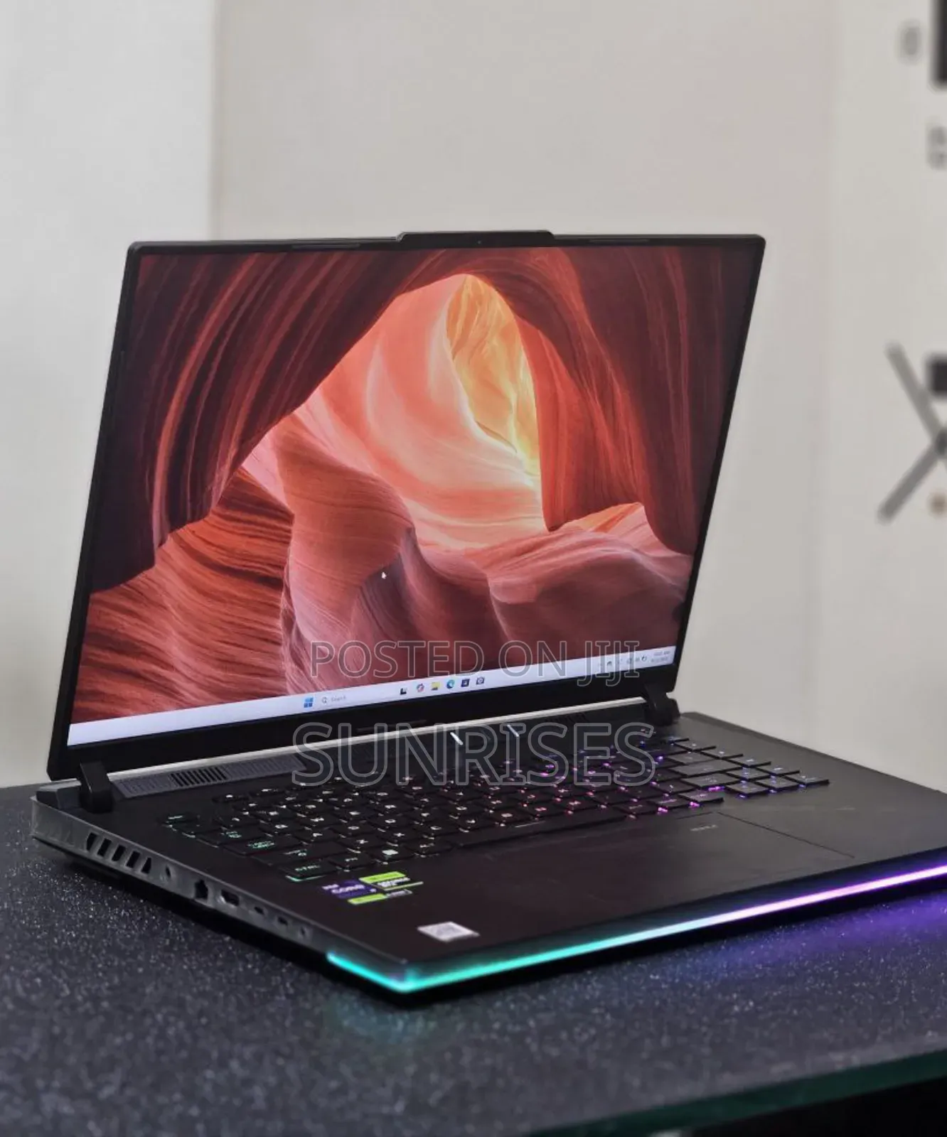 New Laptop Asus ROG Strix G16 G614 32GB Intel Core I9 SSD 1T