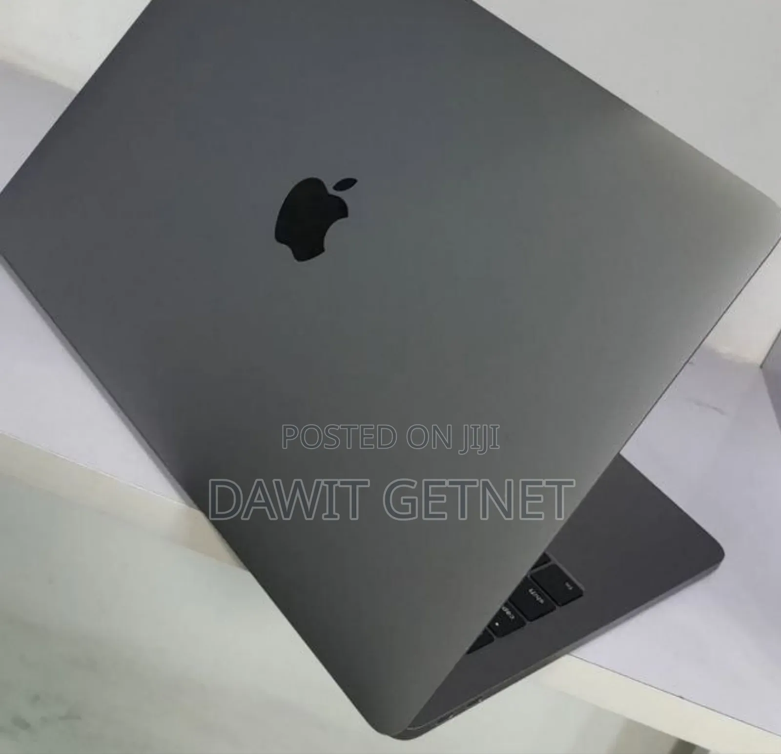 New Laptop Apple MacBook Pro 2017 8GB Intel Core I5 SSD 128GB