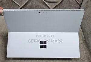 New Laptop MSI GF63 8GB Intel Core I7 SSD 256GB