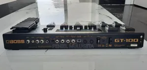 Boss Gt-100 Multi Effect Pedal