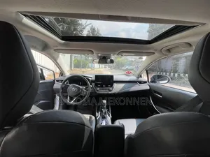 Toyota Corolla 2024 White