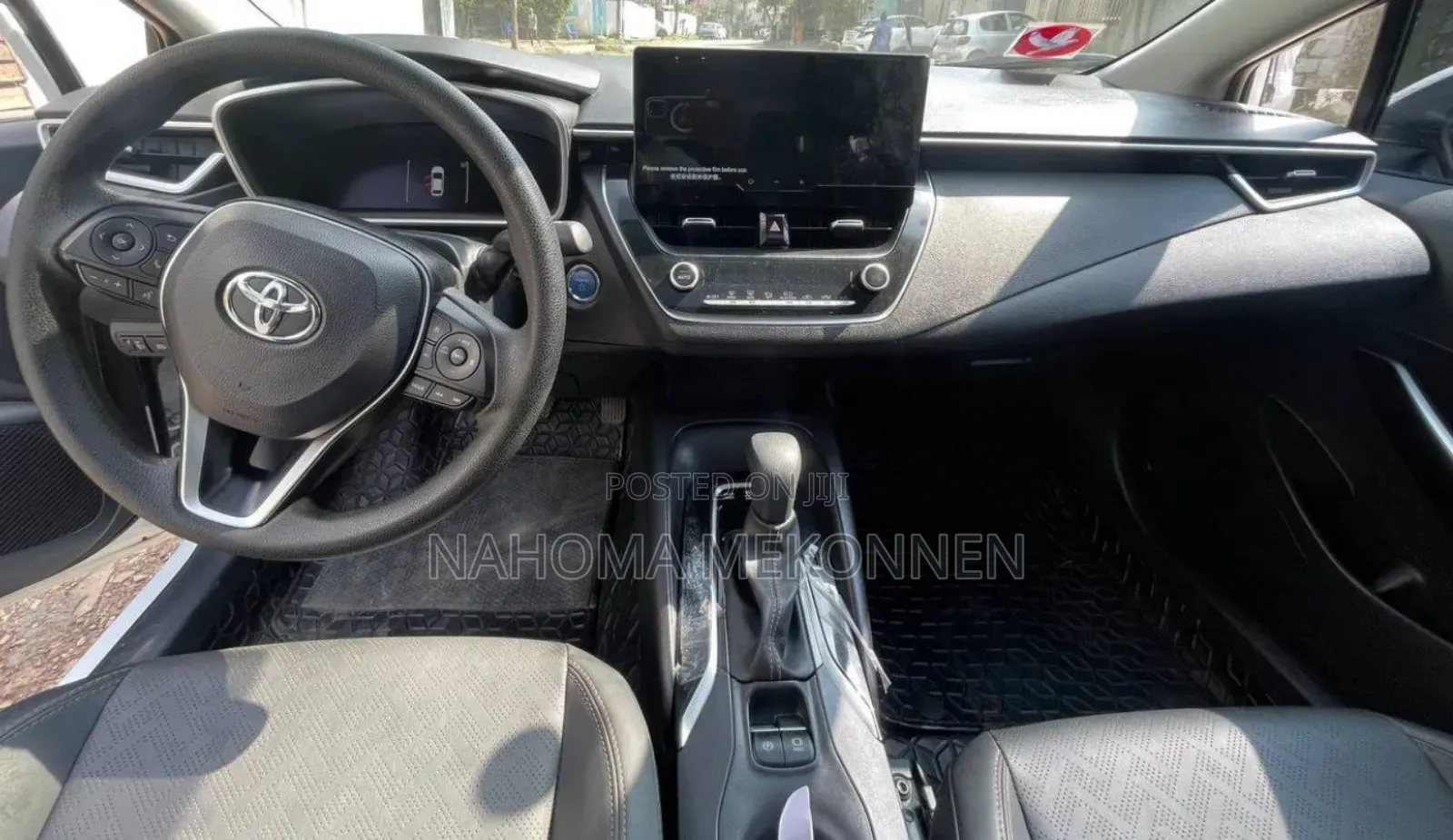 Toyota Corolla 2024 White