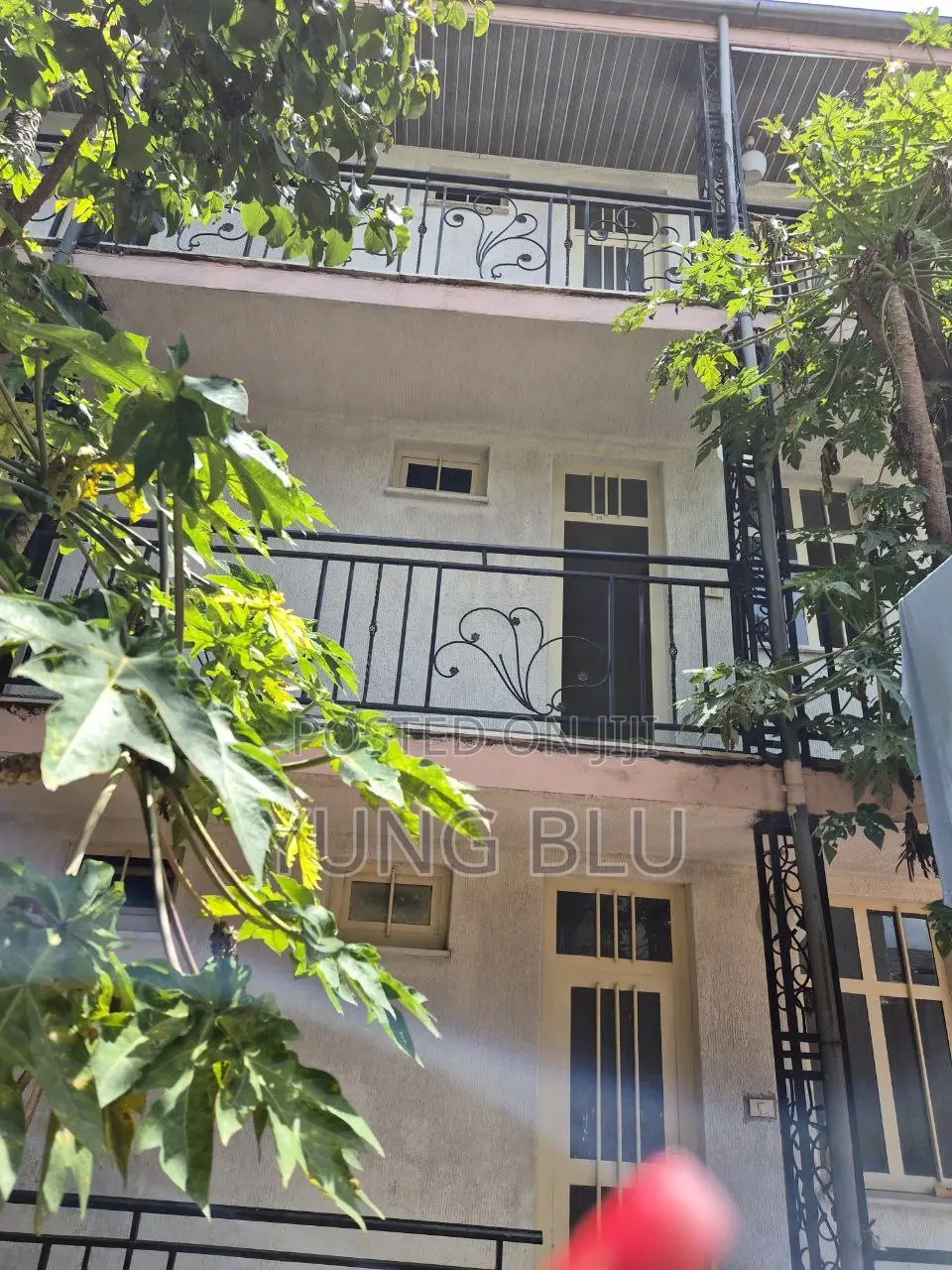 Hotel in the Center of Dukem