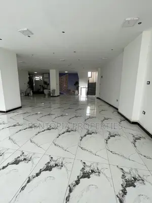 Space for Rent!የሚከራይ የንግድ ቦታ!