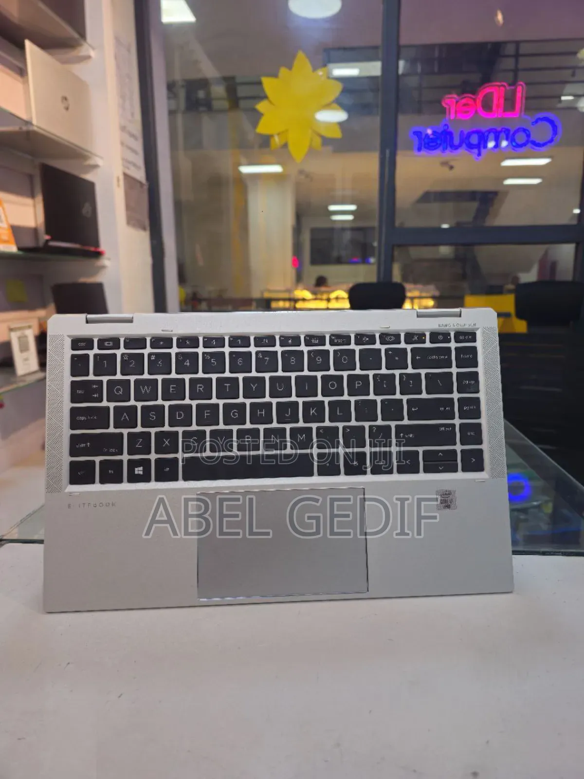 New Laptop HP EliteBook X360 1040 G7 16GB Intel Core I7 SSD 512GB