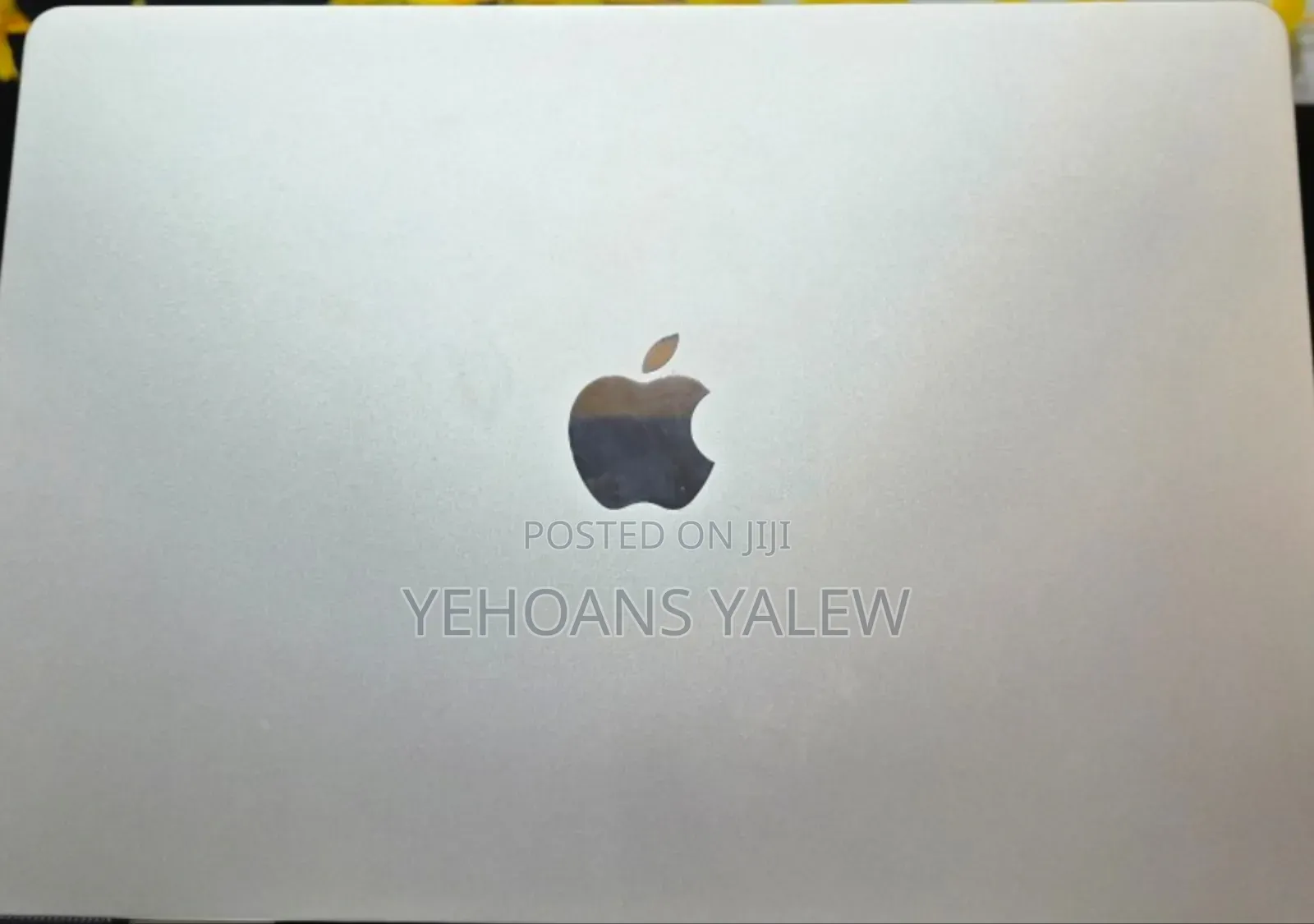 New Laptop Apple MacBook Air 2022 M2 16GB Apple M2 SSD 256GB