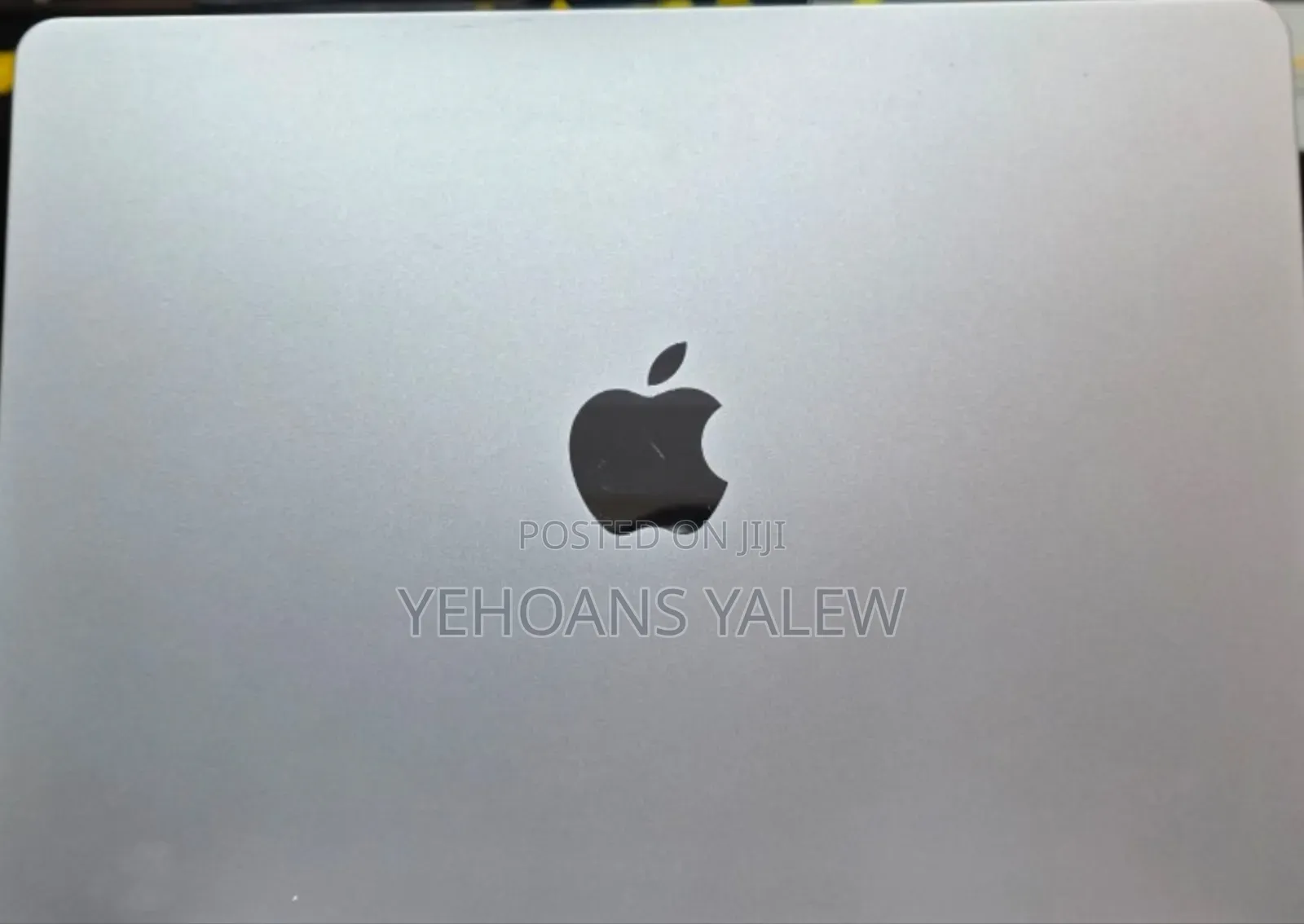New Laptop Apple MacBook Air 2022 M2 16GB Apple M2 SSD 256GB
