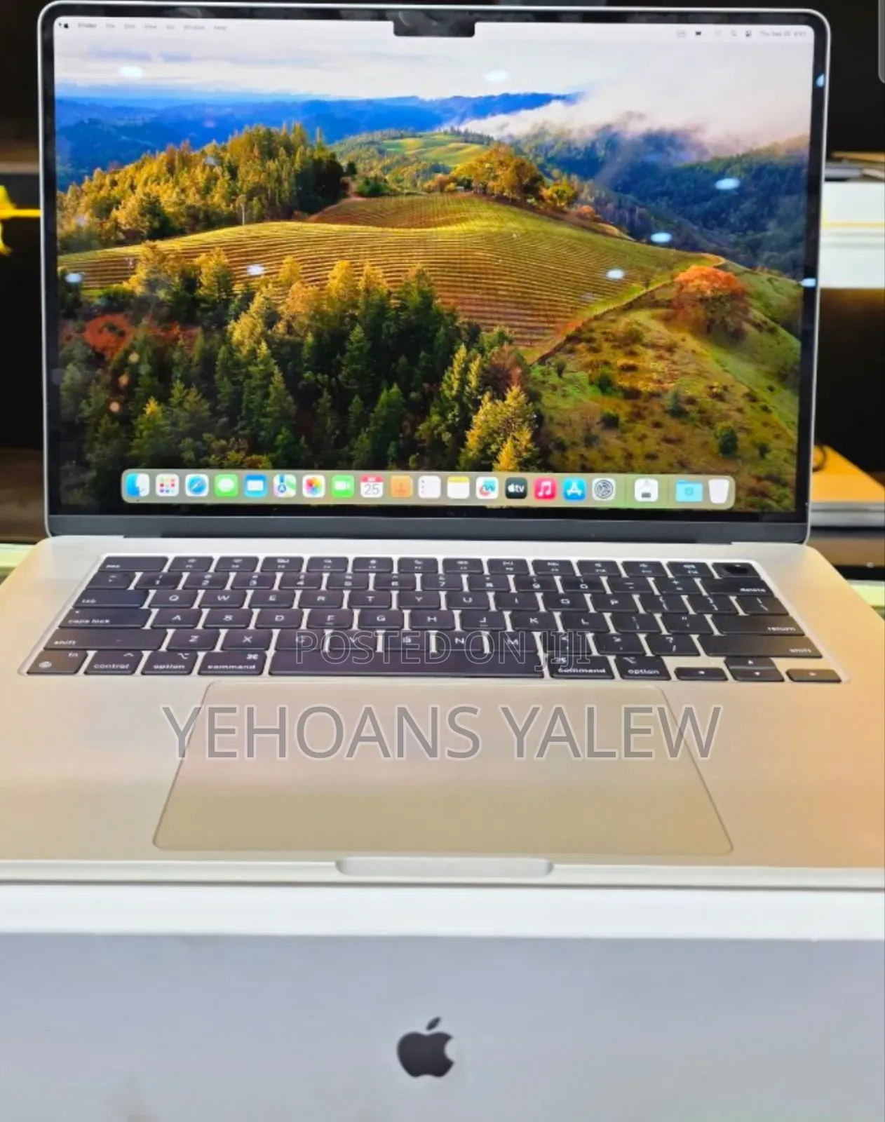 New Laptop Apple MacBook Air 2024 M3 15-Inch 8GB Apple M3 SSD 256GB