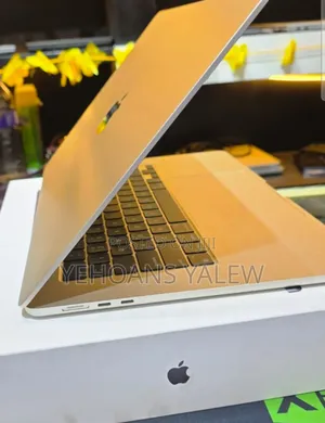 New Laptop Apple MacBook Air 2024 M3 15-Inch 8GB Apple M3 SSD 256GB