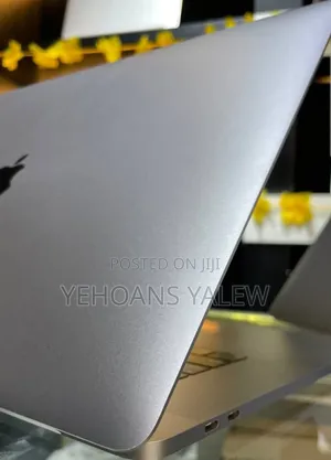 New Laptop Apple MacBook Pro 2019 32GB Intel Core I9 SSD 1T