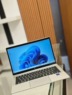 New Laptop HP EliteBook 830 G8 16GB Intel Core I7 SSD 512GB