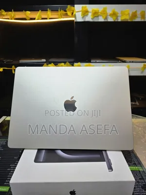 New Laptop Apple MacBook Air 16GB Apple M3 SSD 256GB