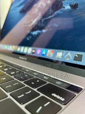 New Laptop Apple MacBook Pro 2019 32GB Intel Core I9 SSD 1T