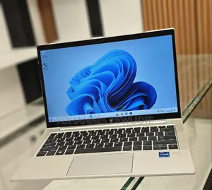 New Laptop HP EliteBook 830 G8 16GB Intel Core I7 SSD 512GB