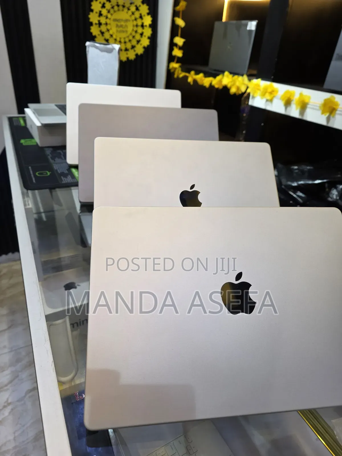 New Laptop Apple MacBook Pro M1 16GB Apple M1 Pro SSD 512GB