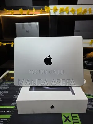New Laptop Apple MacBook Pro M1 16GB Apple M1 Pro SSD 512GB