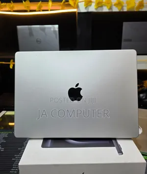 New Laptop Apple MacBook Pro M1 16GB Apple M1 Pro SSD 512GB