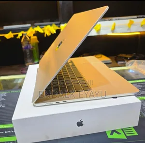 Photo - New Laptop Apple MacBook Air 2024 M3 15-Inch 8GB Apple M3 SSD 256GB