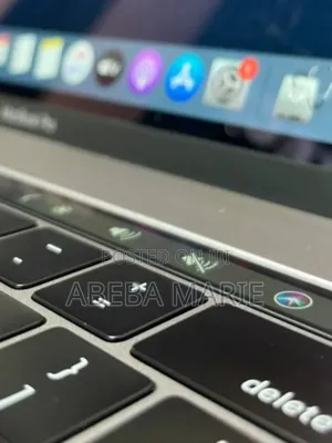 New Laptop Apple MacBook Pro 2019 32GB Intel Core I9 SSD 1T