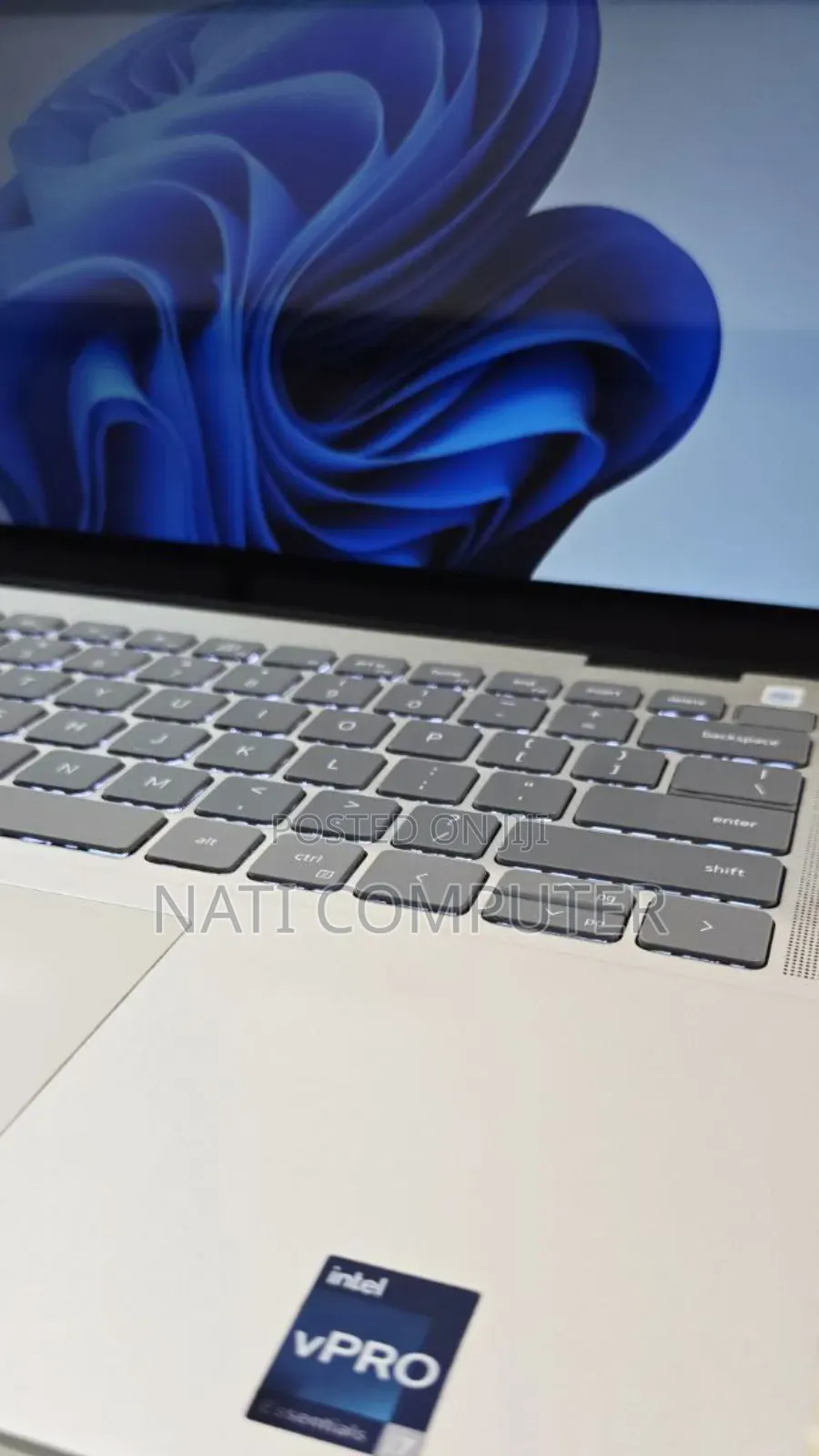 New Laptop Dell Vostro 3360 16GB AMD Ryzen 7 SSD 1T