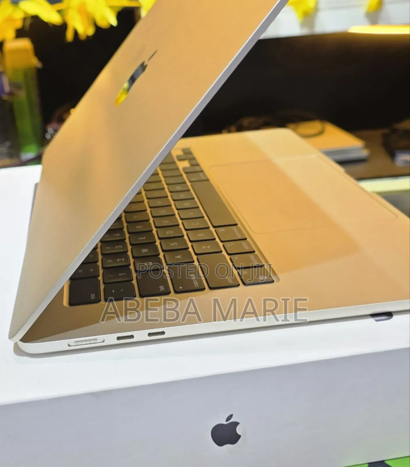 New Laptop Apple MacBook Air 2024 M3 15-Inch 8GB Apple M3 SSD 256GB