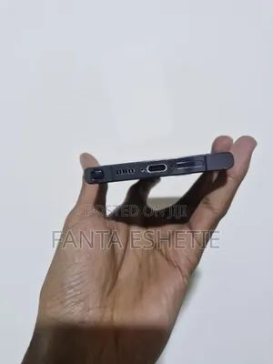 Photo - Samsung Galaxy S23 Ultra 256 GB Black