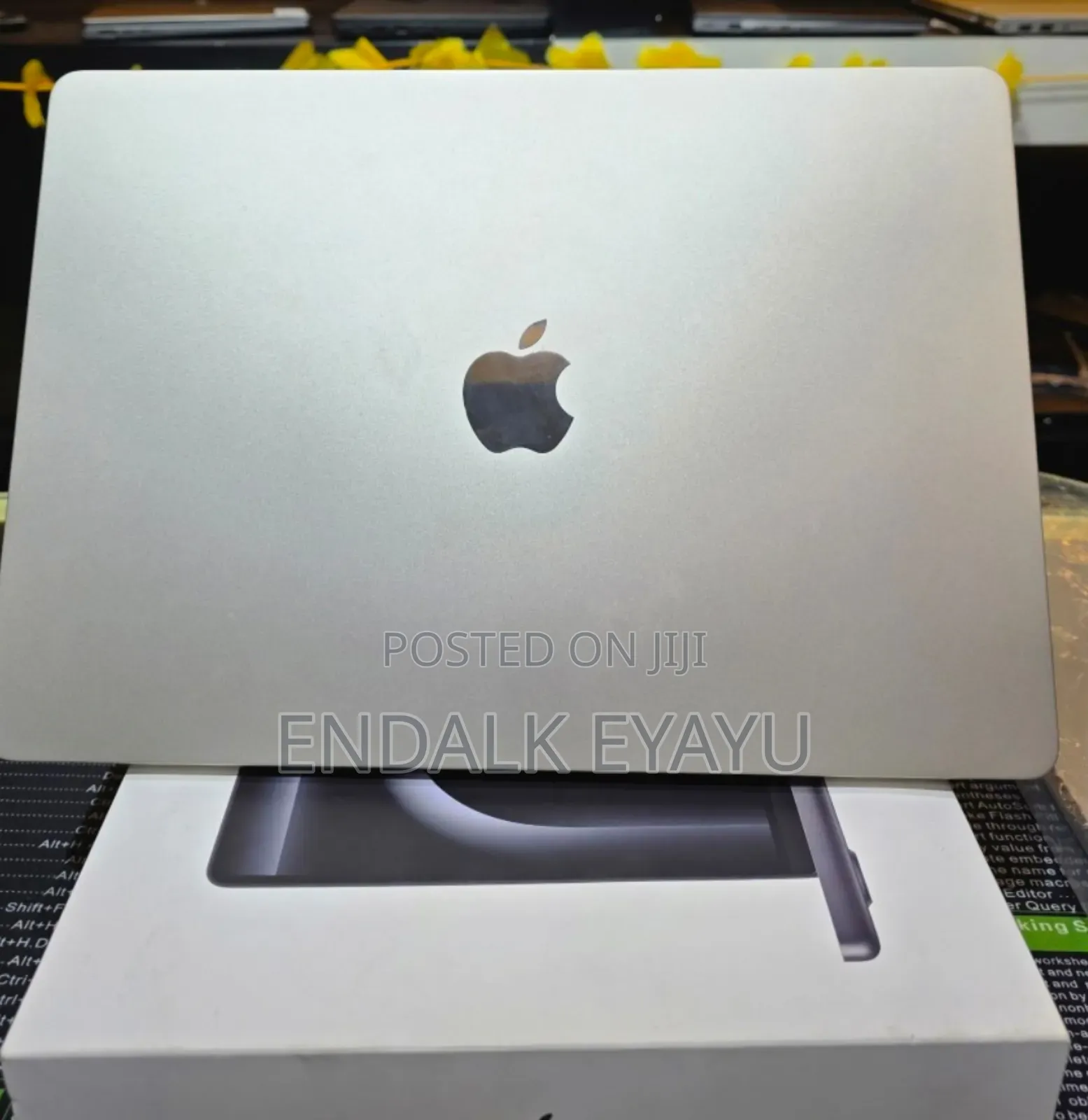 New Laptop Apple MacBook Pro M1 16GB Apple M1 SSD 512GB