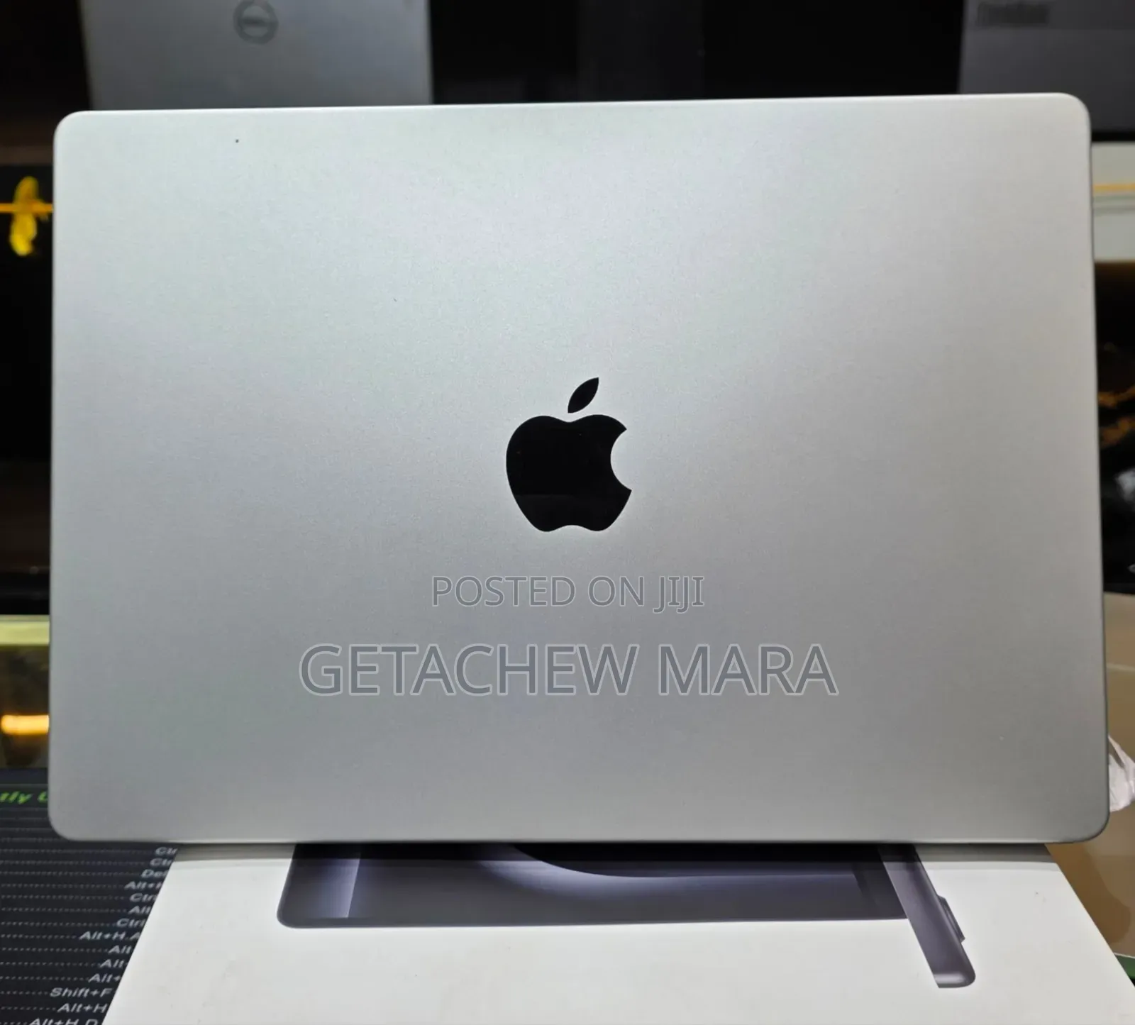 New Laptop Apple MacBook Pro M1 16GB Intel SSD 512GB