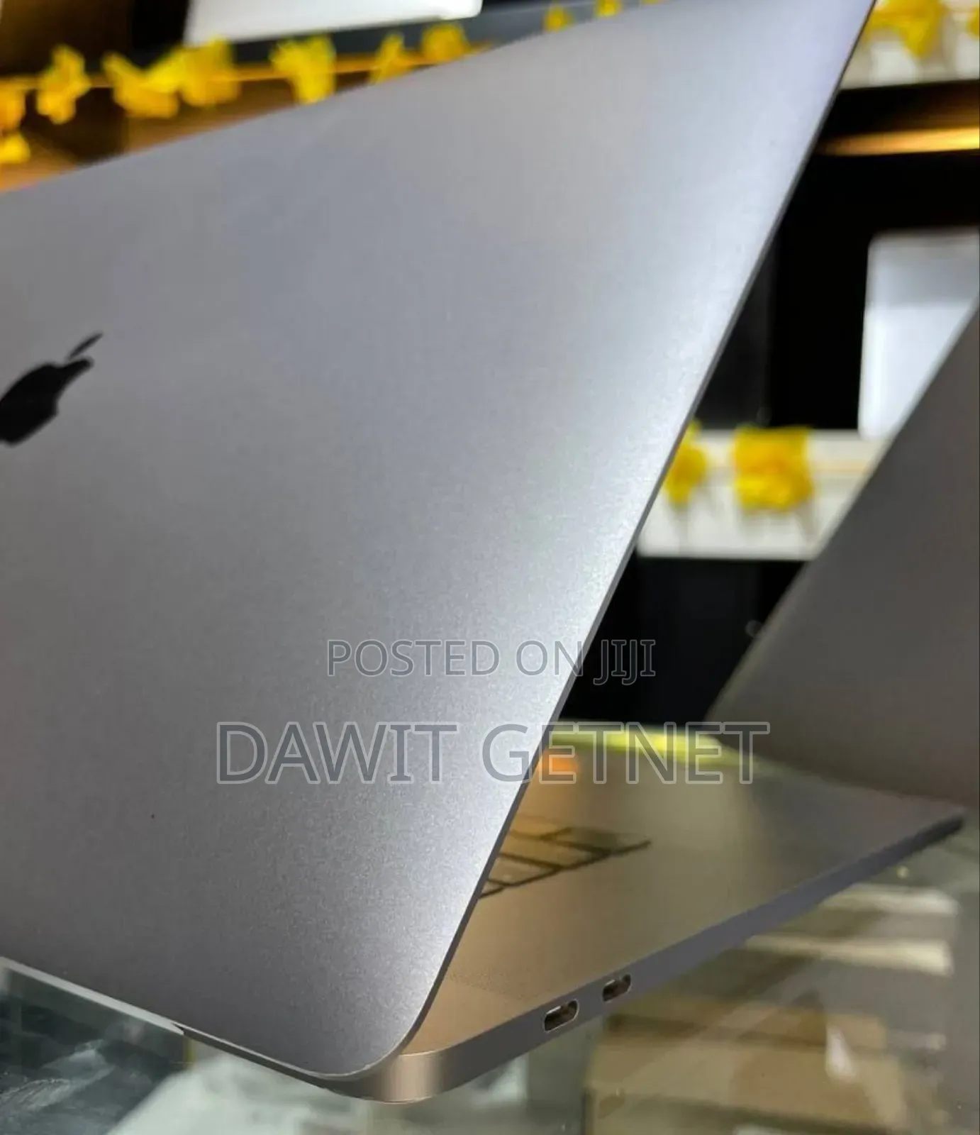 New Laptop Apple MacBook Pro 2019 32GB Intel Core I9 SSD 1T