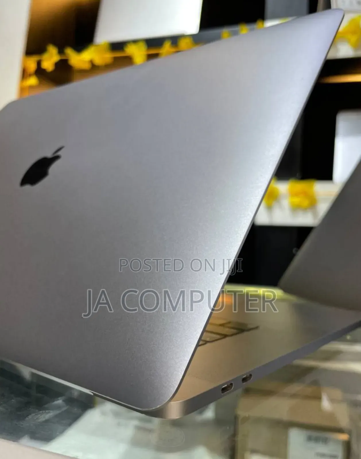 New Laptop Apple MacBook Pro 2019 32GB Intel Core I9 SSD 1T