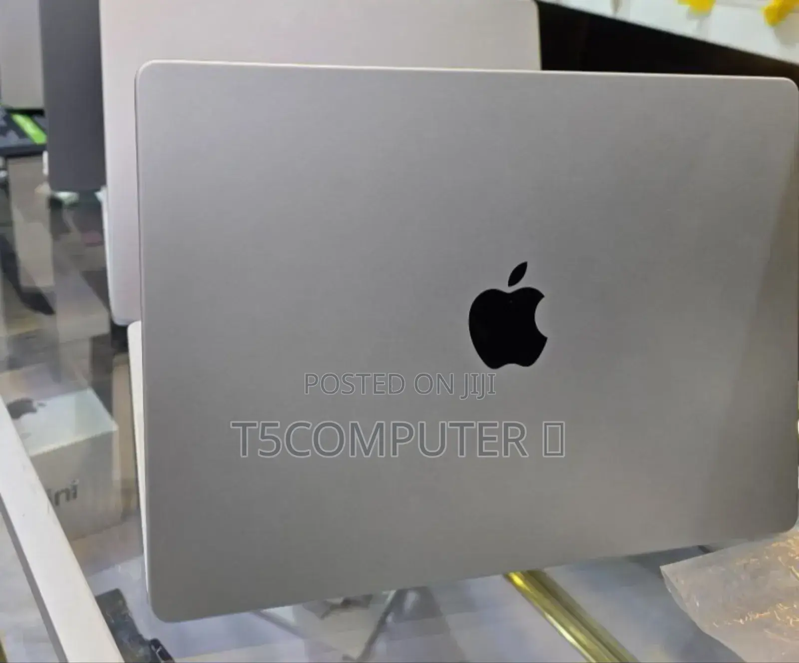 New Laptop Apple MacBook Pro M1 16GB Apple M1 Pro SSD 512GB