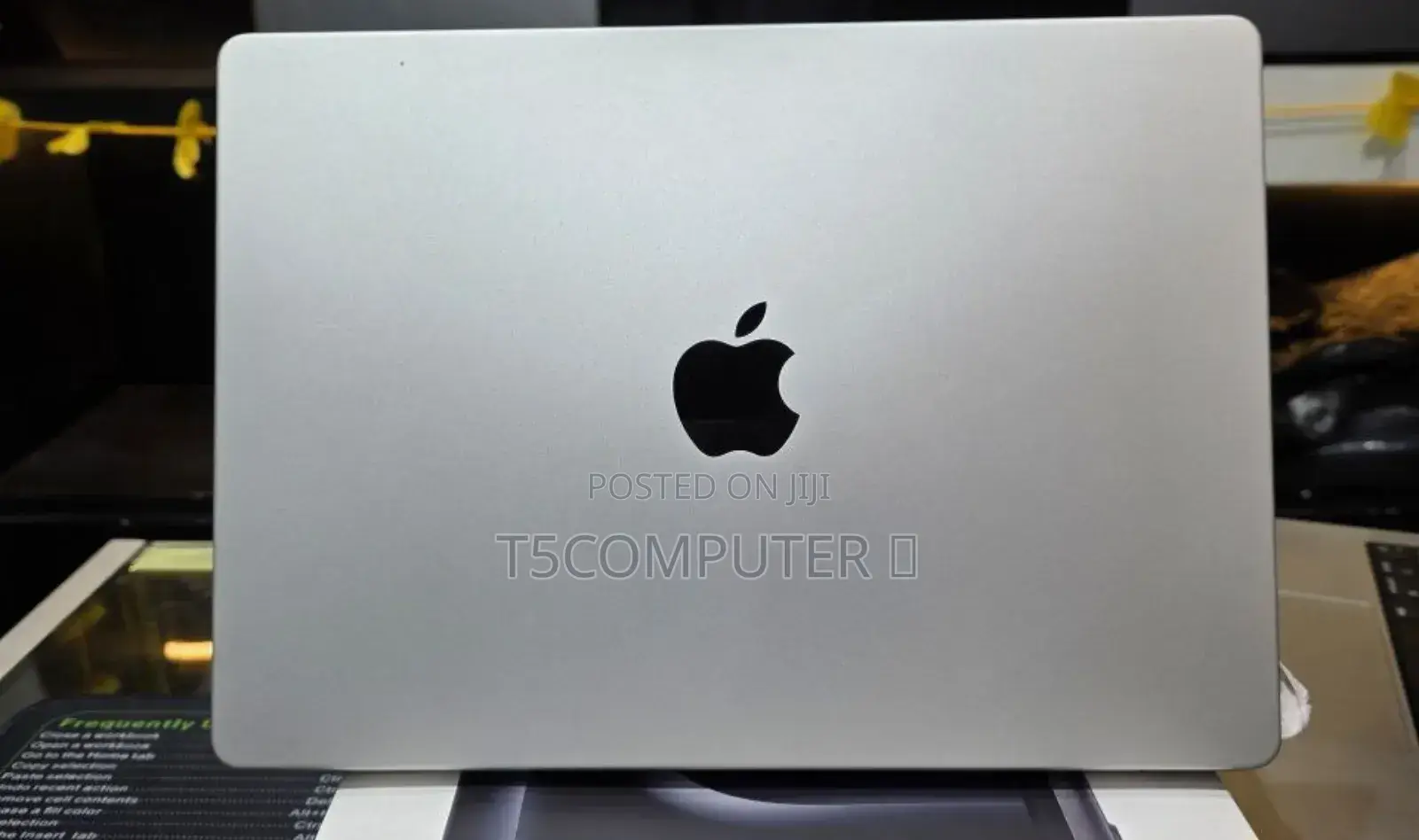 New Laptop Apple MacBook Pro M1 16GB Apple M1 Pro SSD 512GB