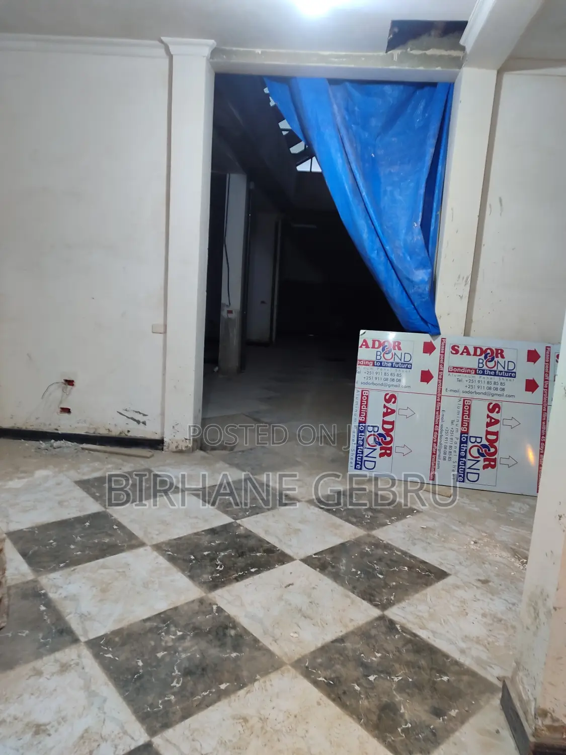 Shopping Rent for Maketing Center Show Room and Other