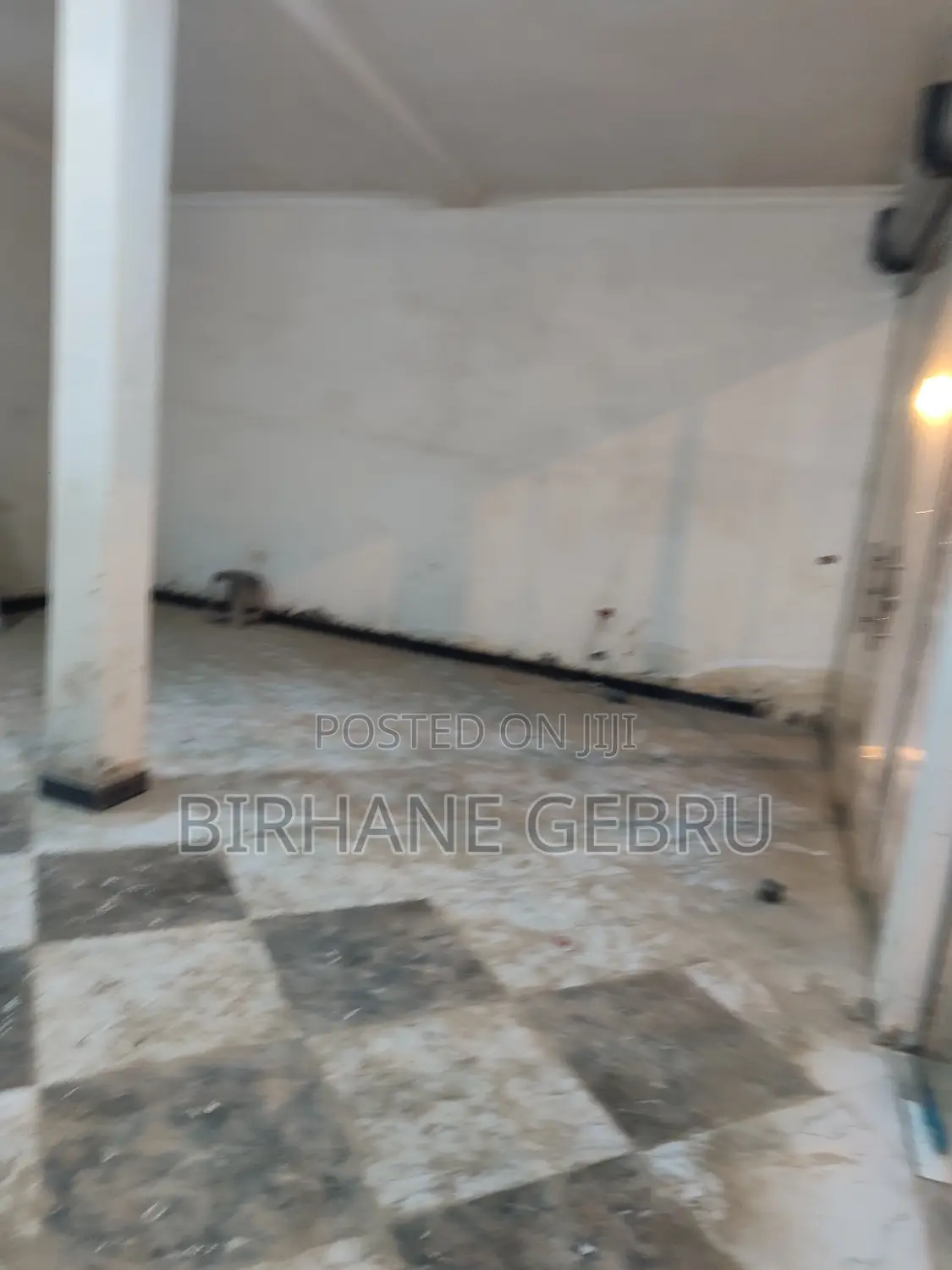 Shopping Rent for Maketing Center Show Room and Other