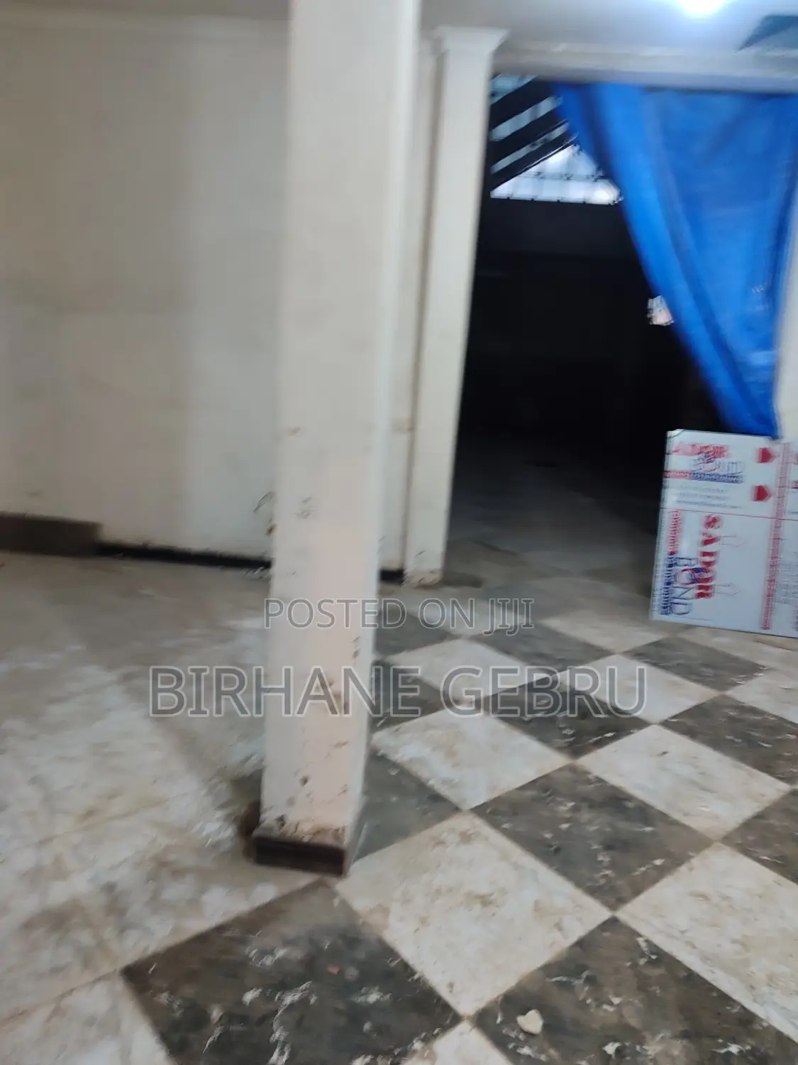 Shopping Rent for Maketing Center Show Room and Other