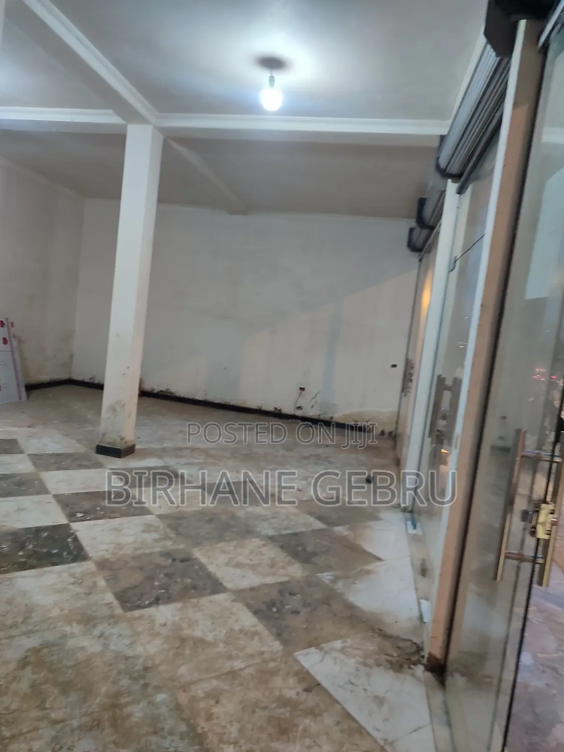 Shopping Rent for Maketing Center Show Room and Other