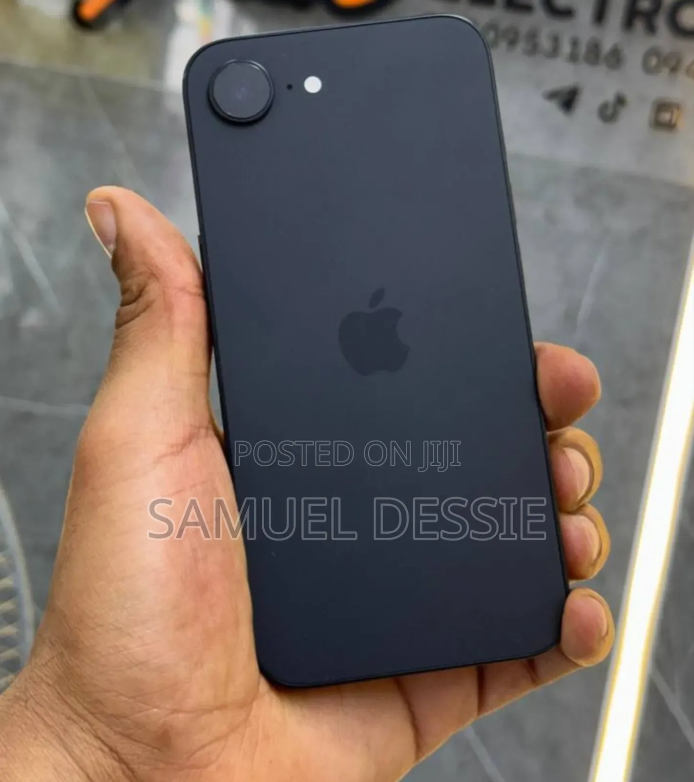 New Apple iPhone 16e 128 GB