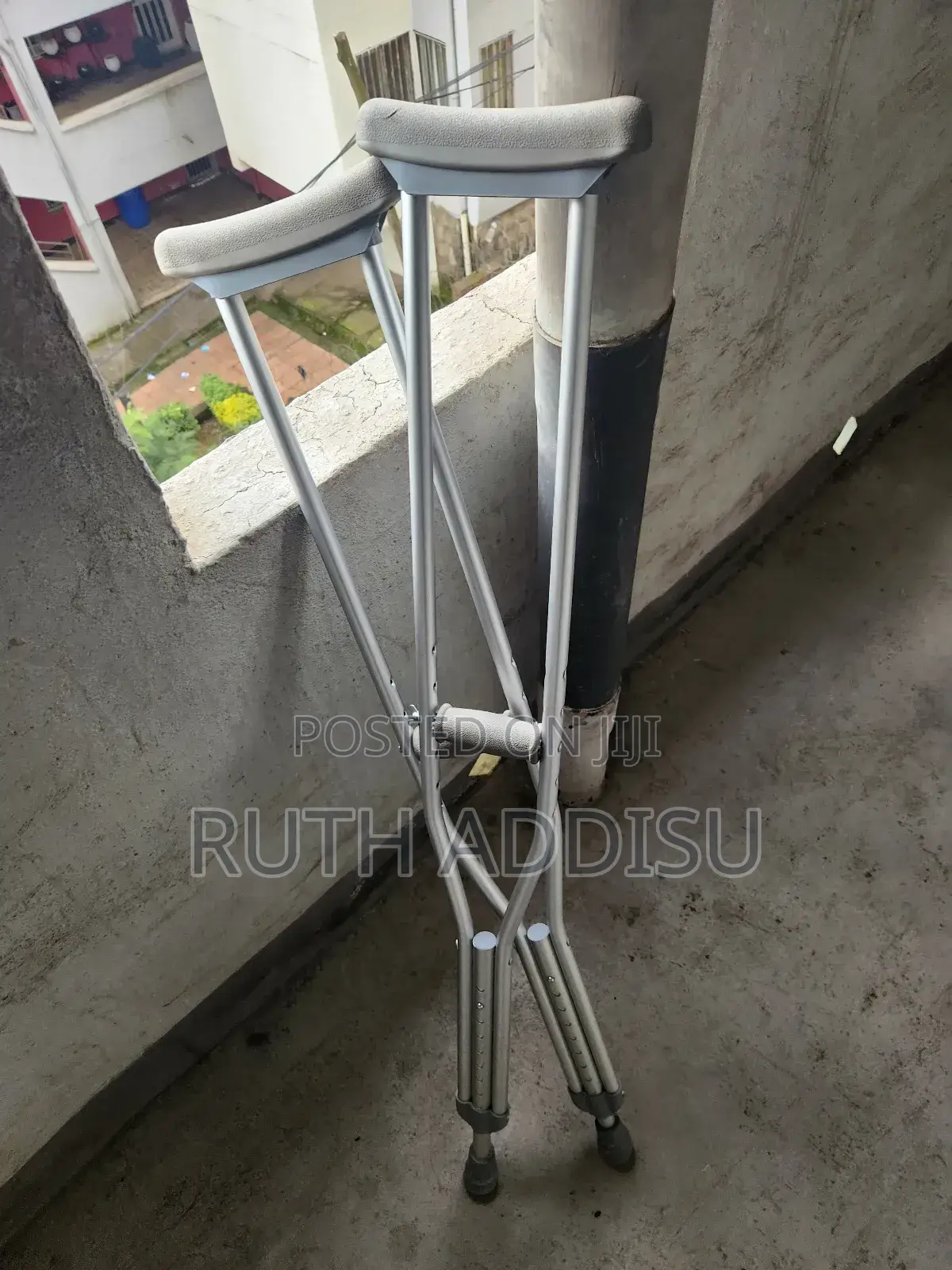 Axillary Bilateral Crutches鳵了almunium Medical Crutches Brand New