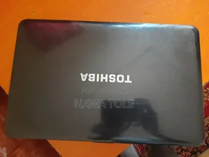 Laptop Toshiba Satellite C850 4GB Intel Core I3 HDD 500GB