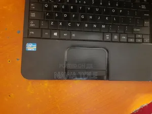 Laptop Toshiba Satellite C850 4GB Intel Core I3 HDD 500GB