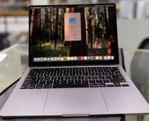 Photo - New Laptop Apple MacBook Air 2022 M2 16GB Apple M2 SSD 256GB