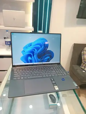 New Laptop Lenovo 32GB Intel Core I9 SSD 1T