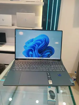 New Laptop Lenovo 32GB Intel Core I9 SSD 1T