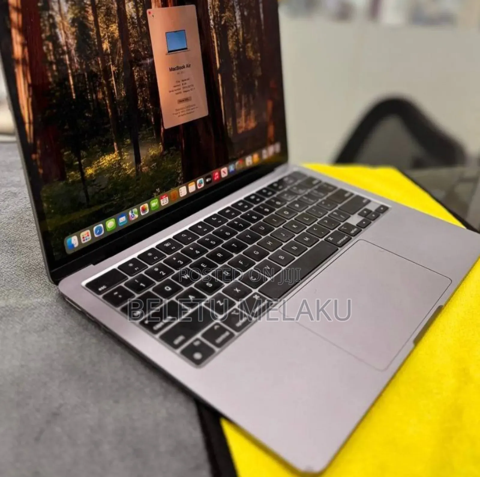 New Laptop Apple MacBook Air 2022 M2 8GB Apple M2 SSD 256GB